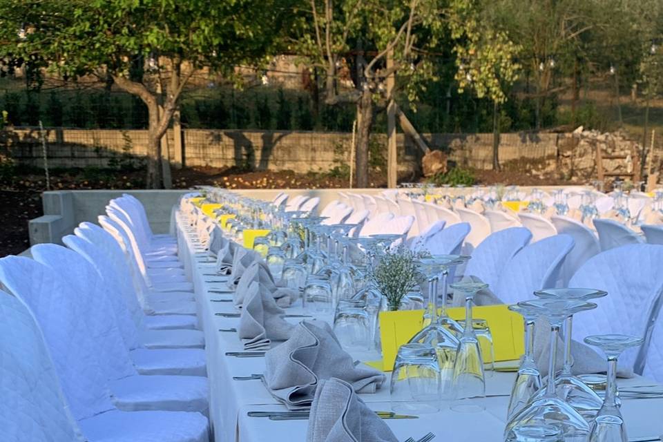 Allestimento all'aperto