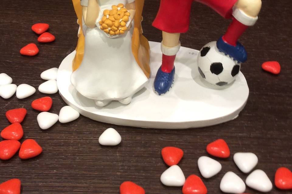 Cake topper