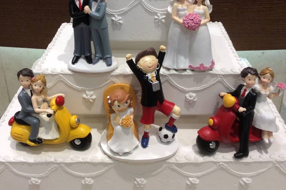 Cake toppers