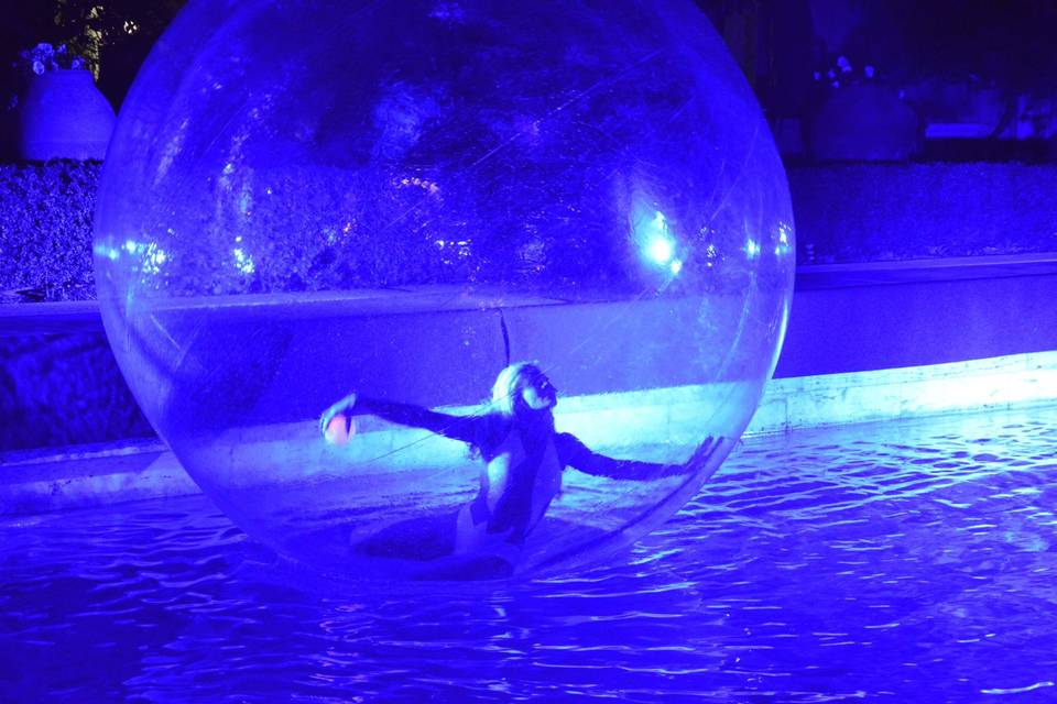 Water ball