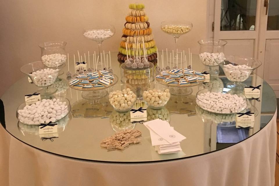 Sweet table