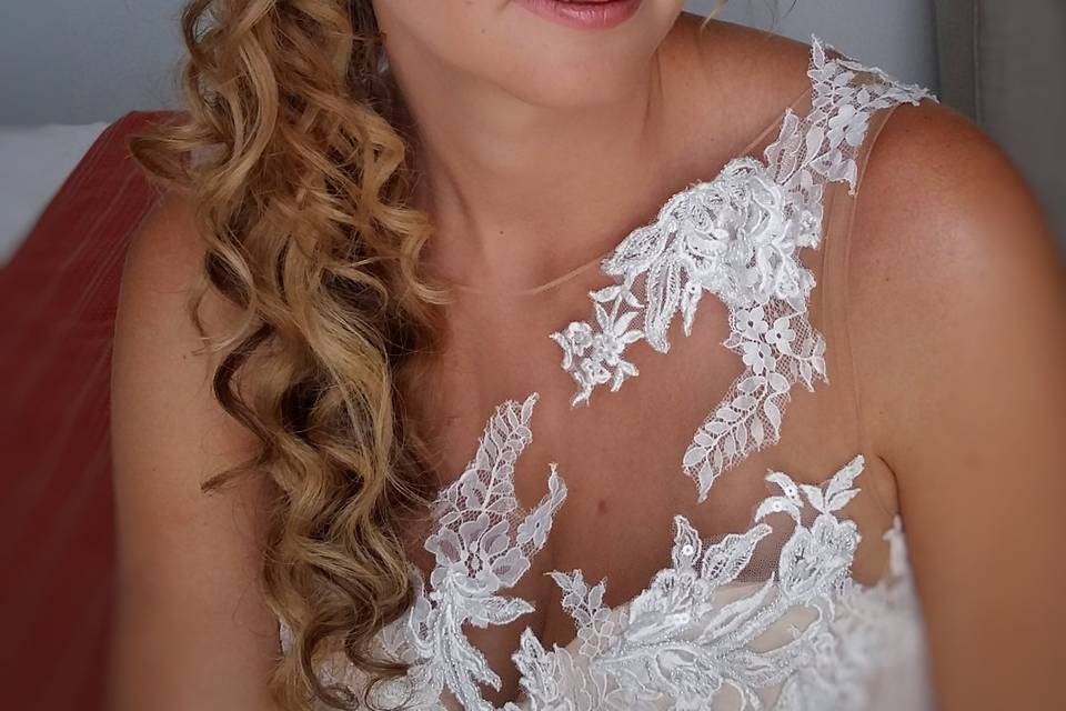Trucco e acconciatura per Aemm
