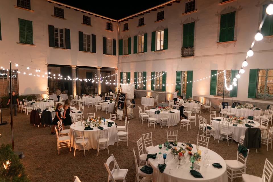 Filari di luci bistrot cena