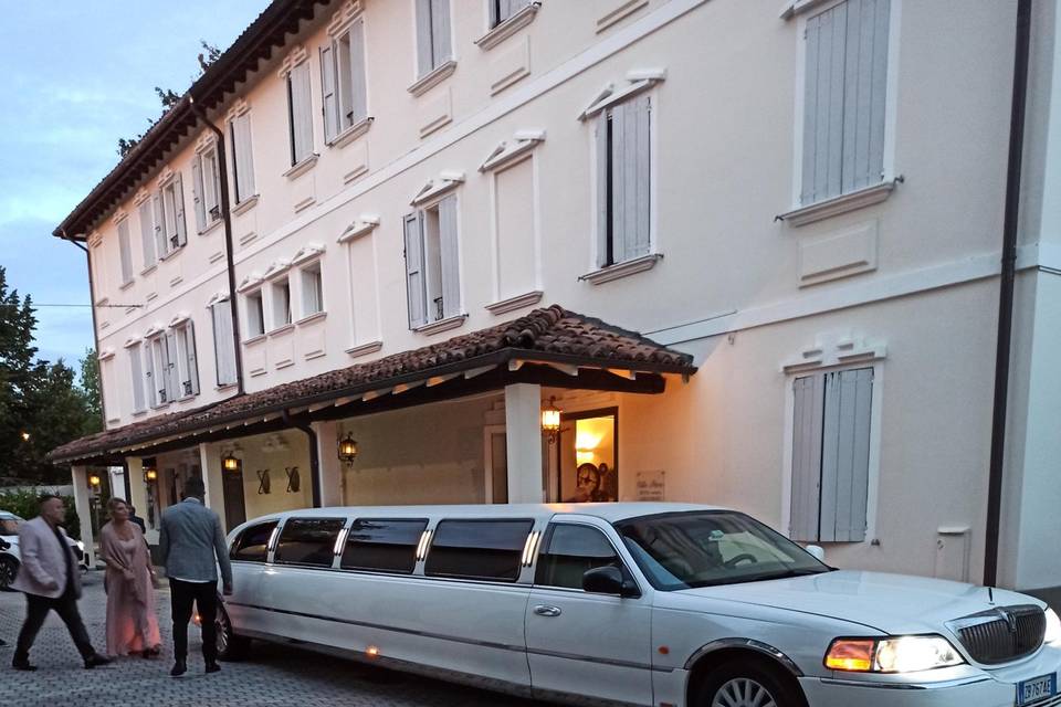 Noleggi auto lusso