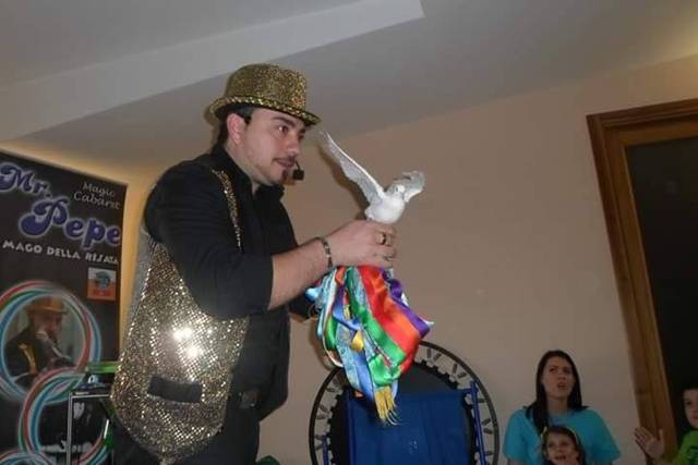 Mago pepe (magia e cabaret)