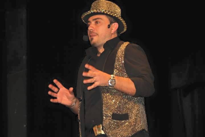 Mago pepe (magia e cabaret)