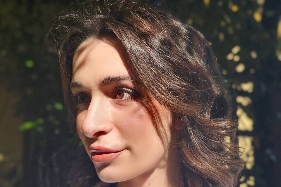Lara Cosi male-up artist