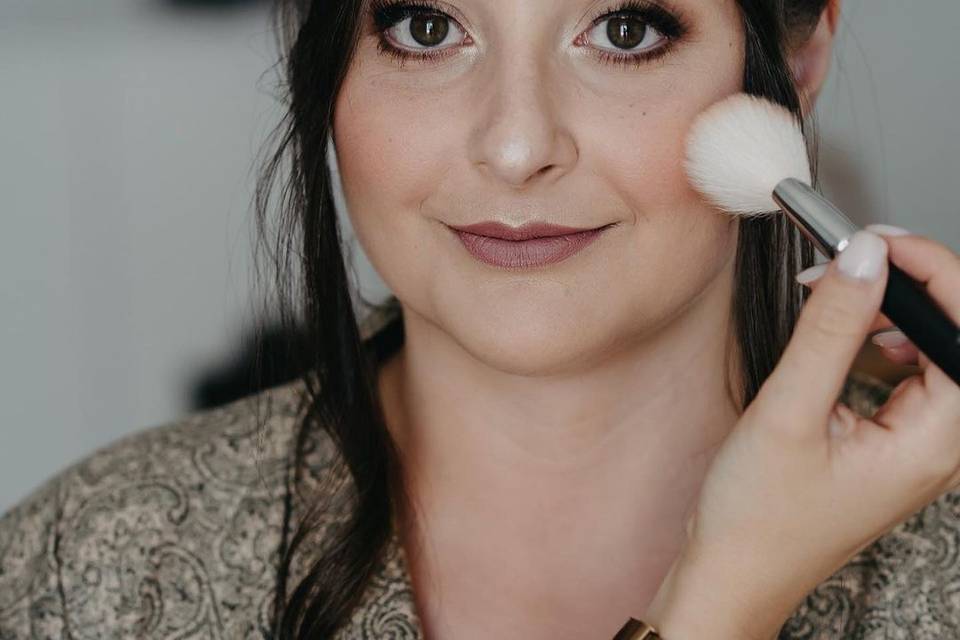 Chiara Roccazzella Make-Up Artist