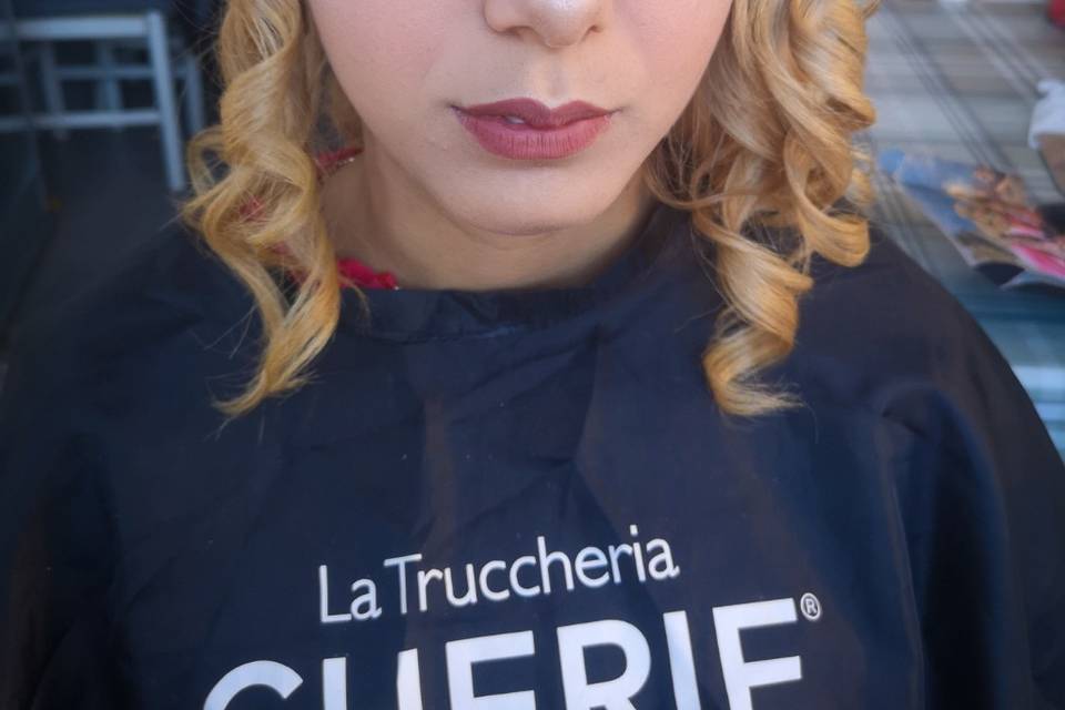 Chiara Roccazzella Make-Up Artist