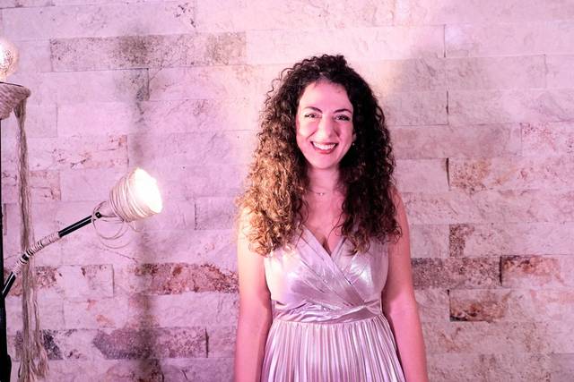 FRANCESCA - SINGER