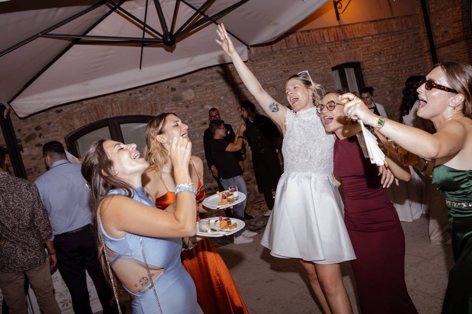Party Wedding