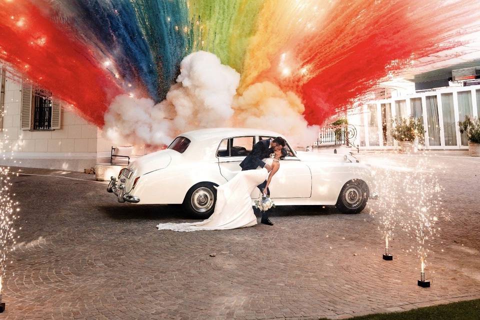 Partnership Smoke Bomb