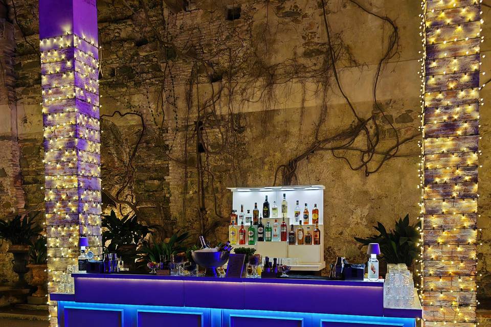 Bar catering