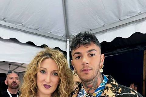 Con Emis Killa