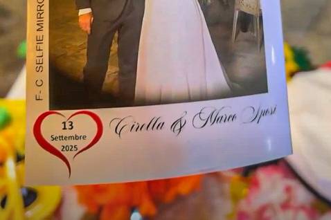 Selfie mirror wedding