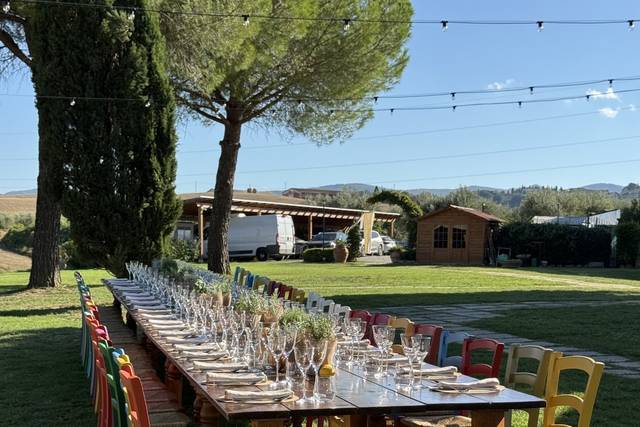 Tavolo imperiale in giardino
