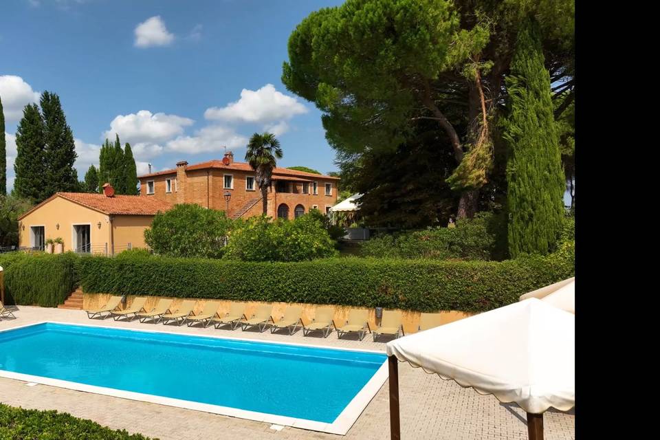 Zona piscina esterna