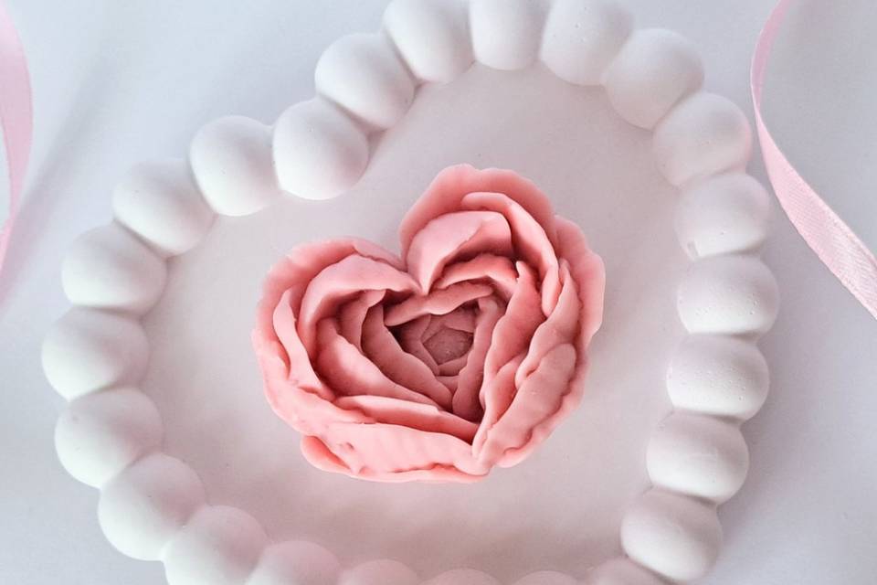 Peonia a forma di cuore