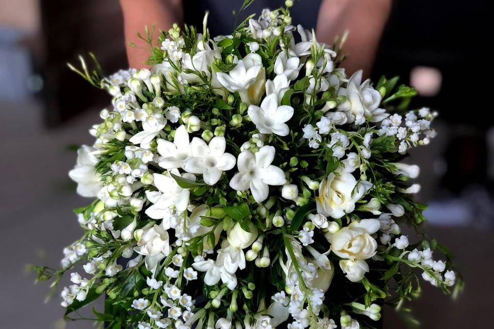 White bouquet for a princess