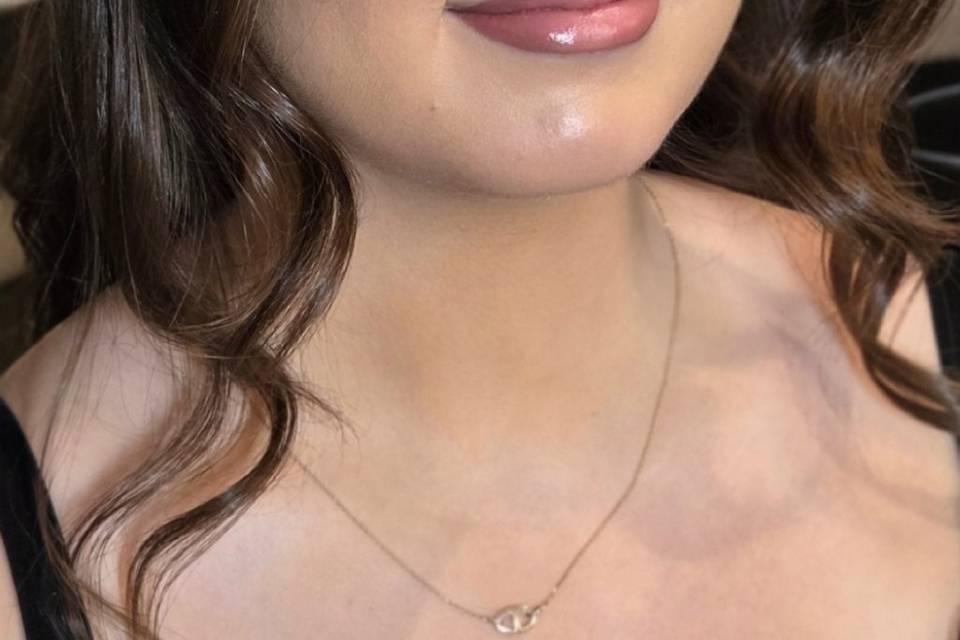 Lia Favale make up artist