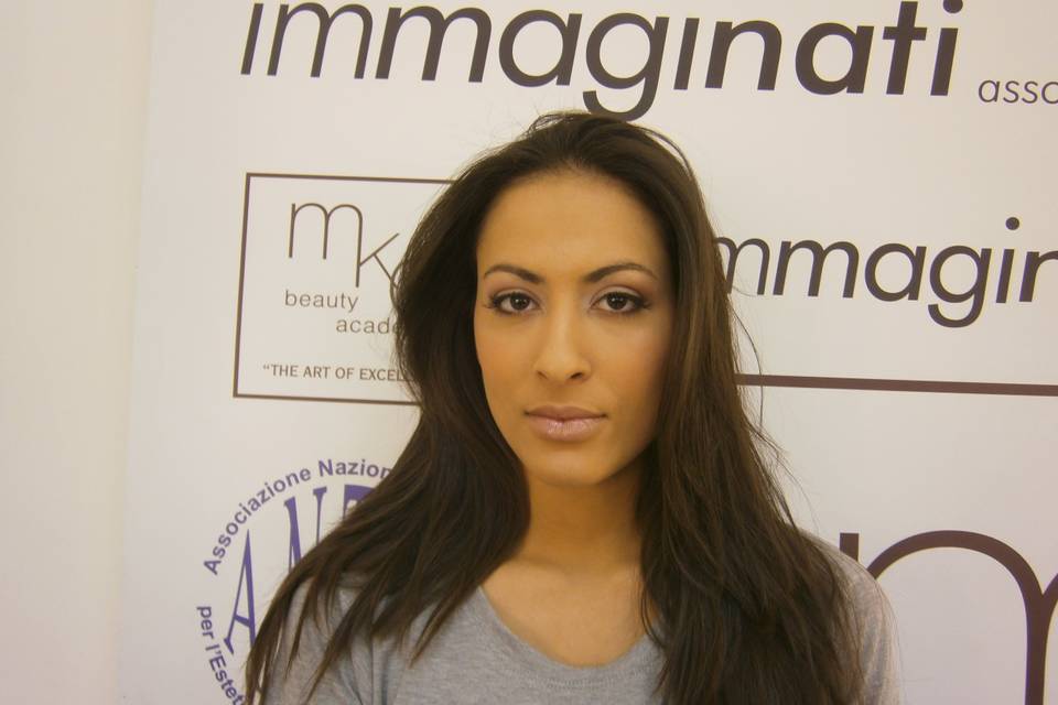 Lia Favale make up artist