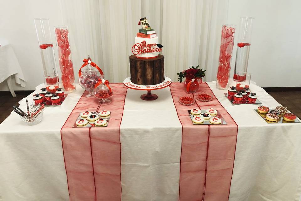 Sweet table laurea