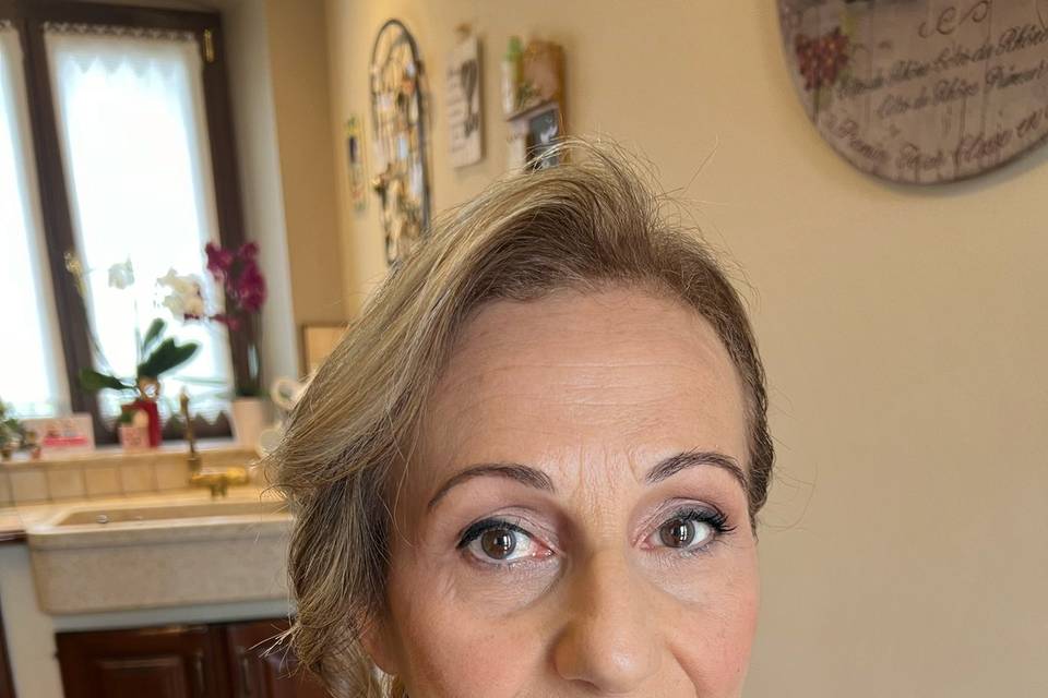 Trucco mamma sposa