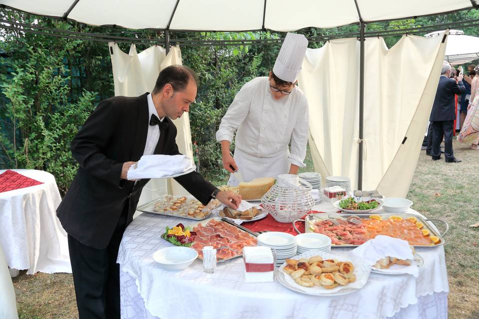 Aperitivo in giardino