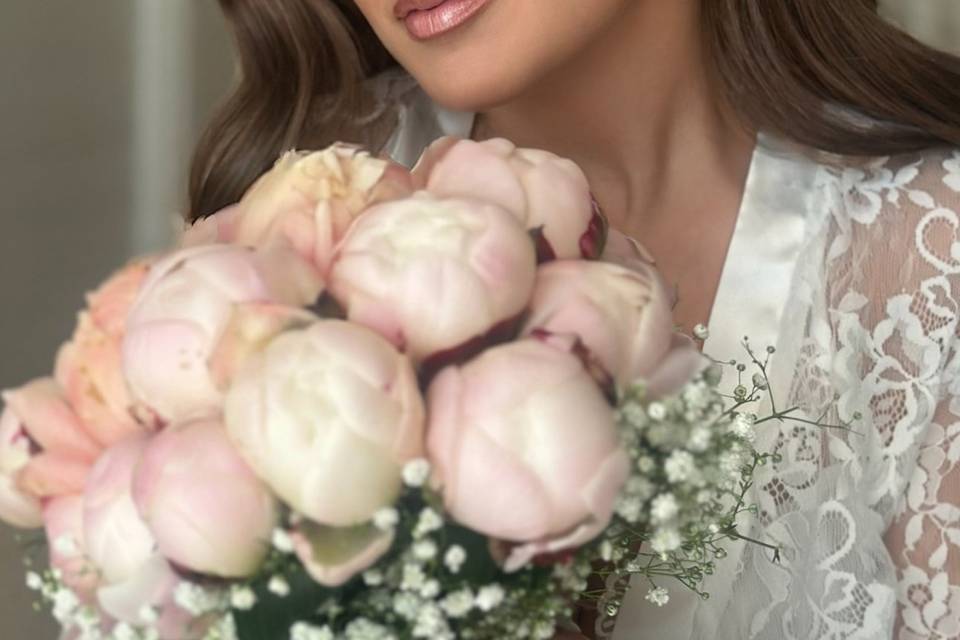 Noemi bride