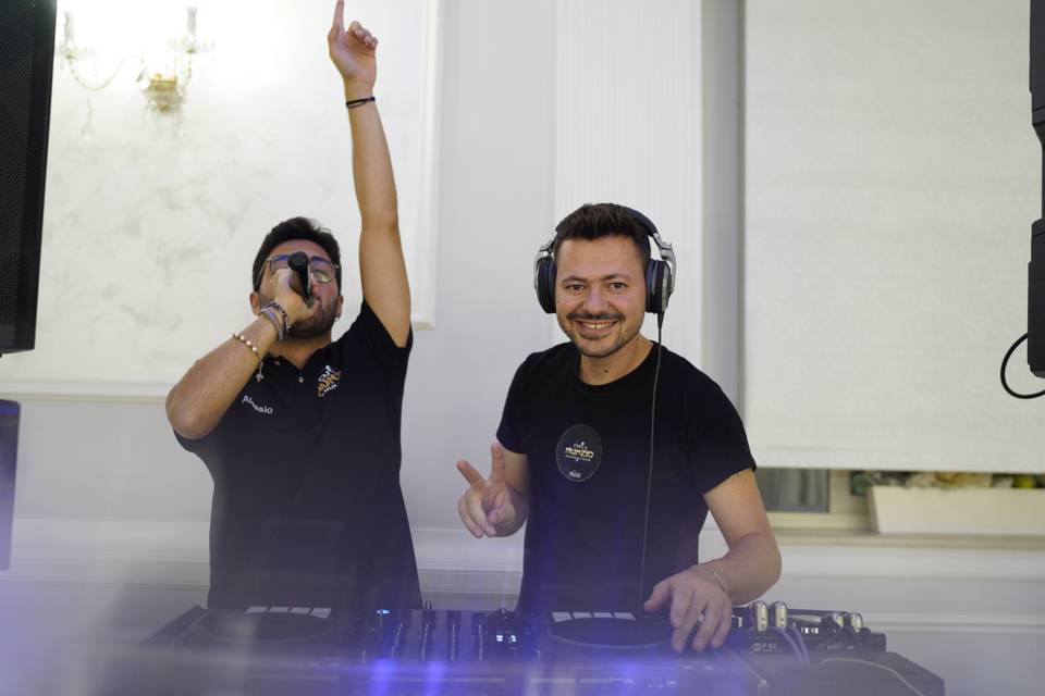 Dj Nunzio più Vocalist