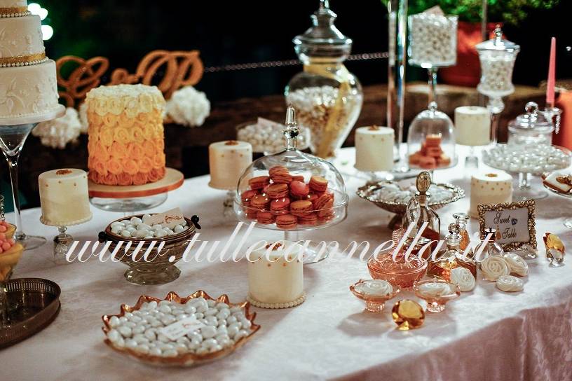 Nozze Confetti Sweet table