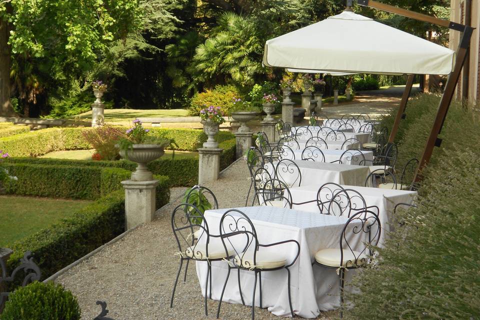 Dettaglio buffet giardino