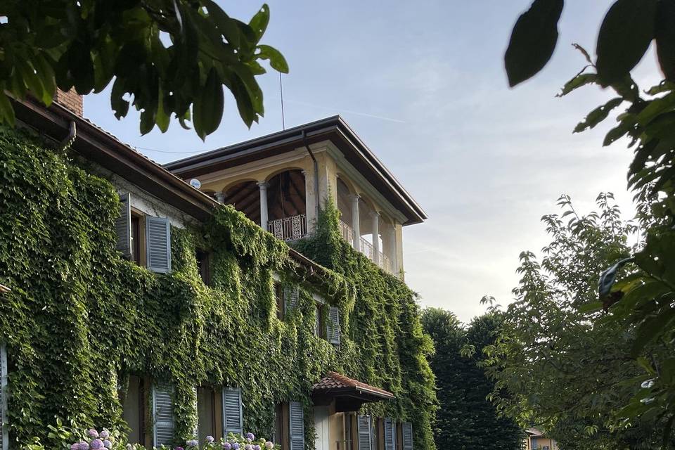 Cena Fronte Villa
