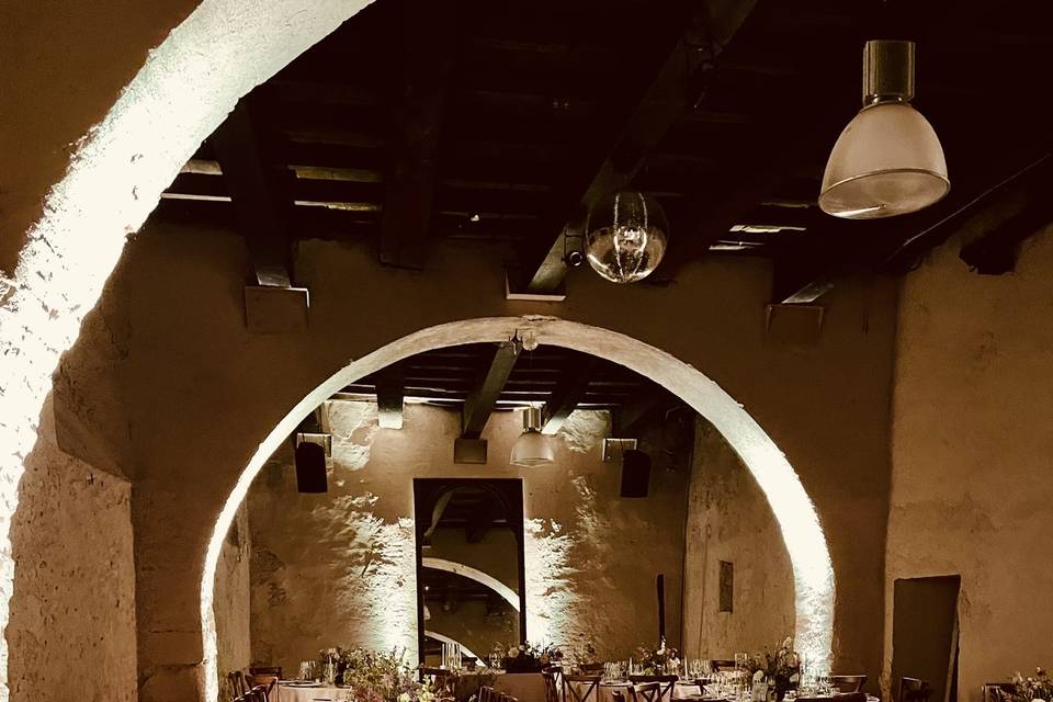 Cena in Cantinone