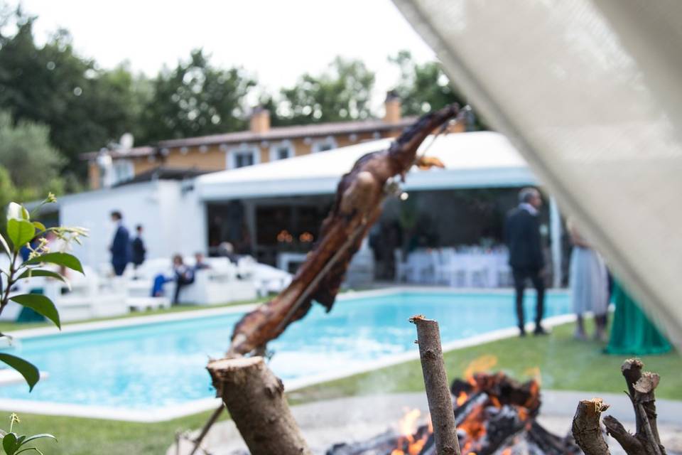 Asado Argentino bordo piscina