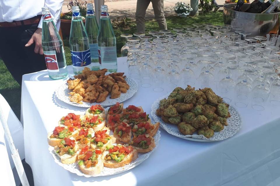 Aperitivo a buffet