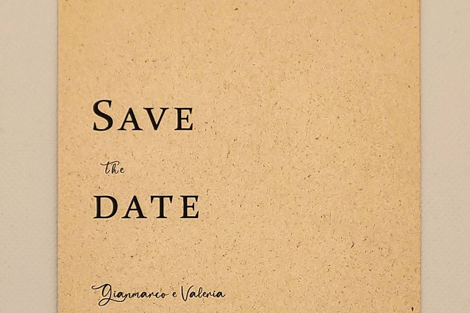 Tema Essential Save the date