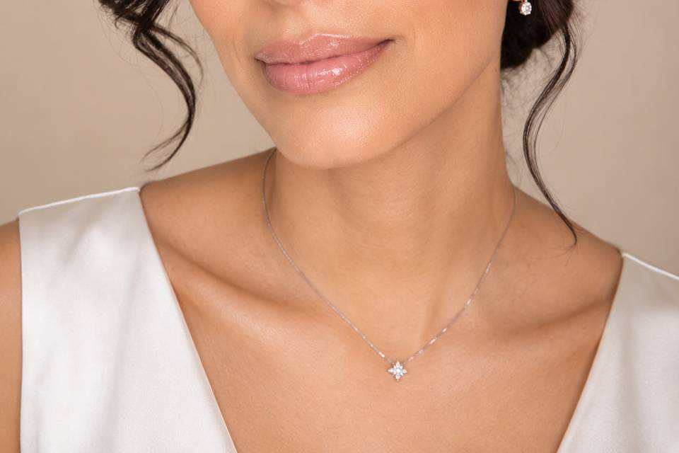 Makeup bridal luxury glow