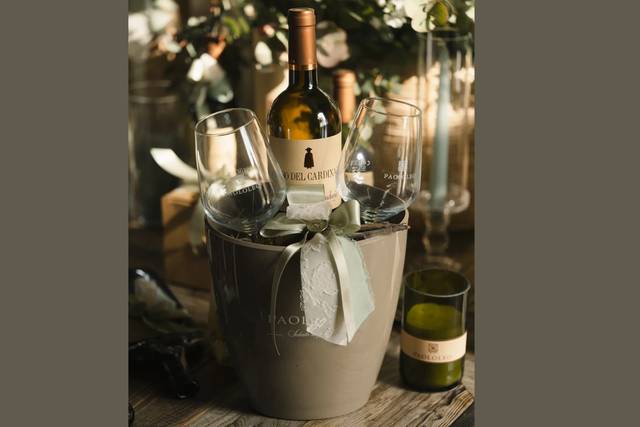 Secchiello, vino, calici