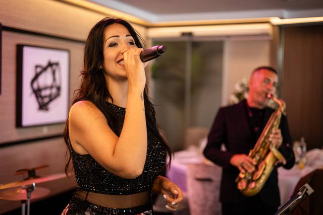 Foto cantante e saxofonista