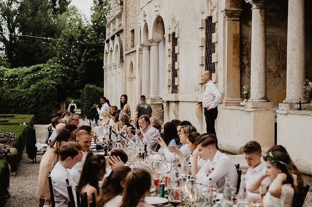 Cena nel giardino