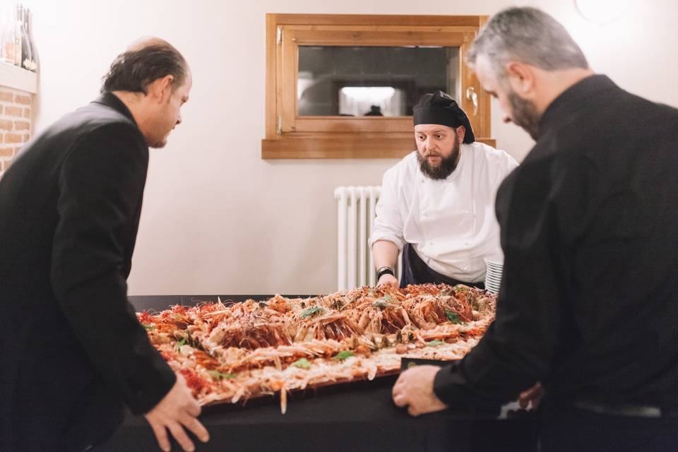 Allestimento tavoli buffet