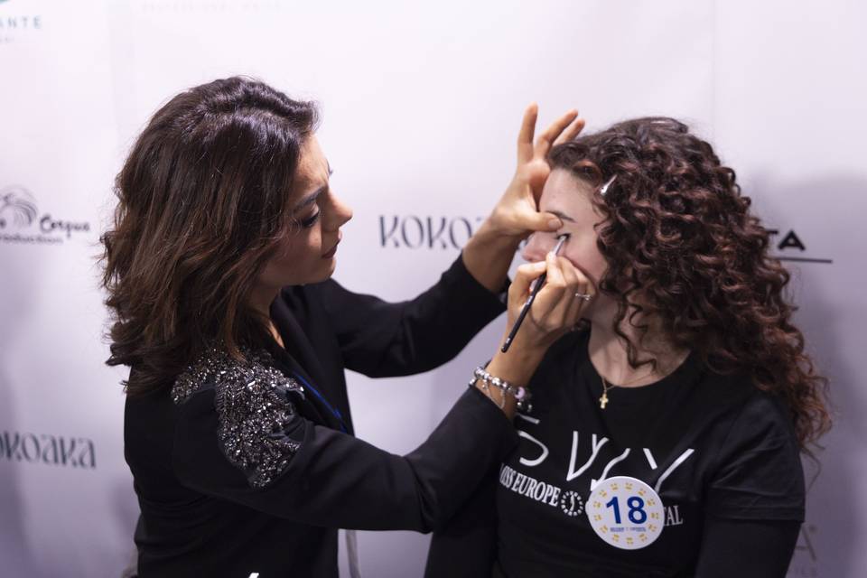 Make-up degrade