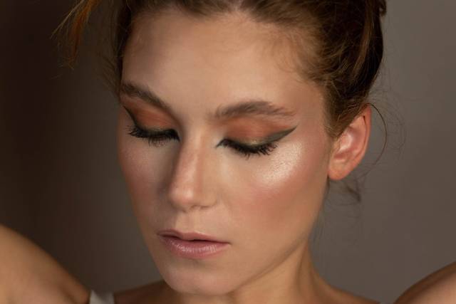 Makeup in studio