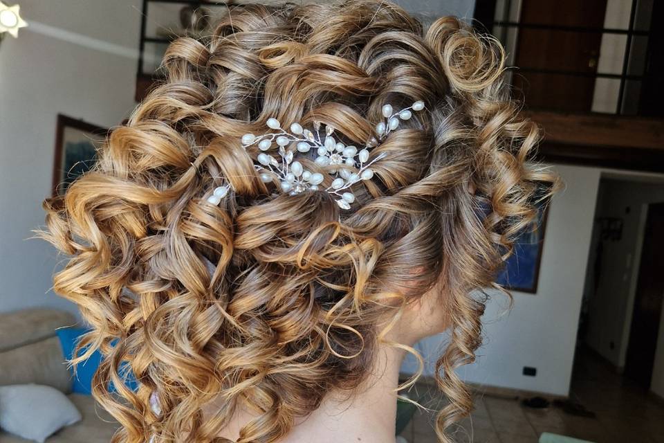 Bride curlyhair