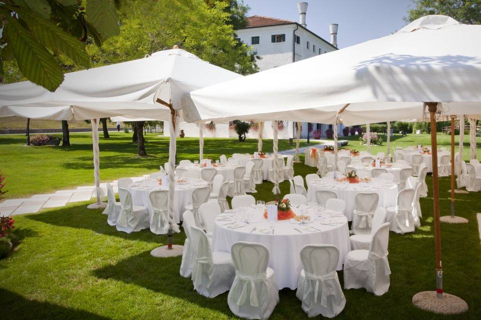 Wedding in giardino