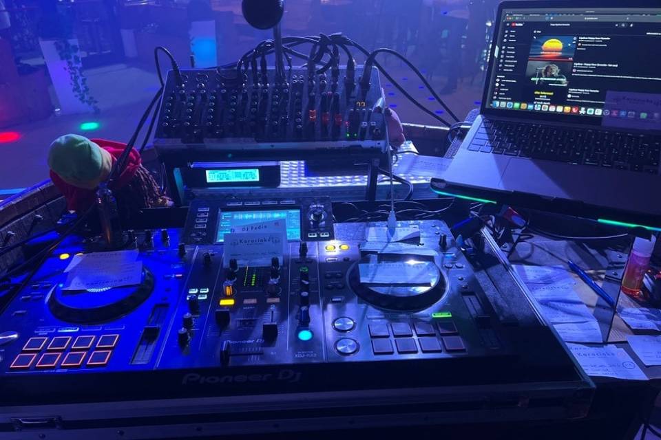 DJ set e karaoke