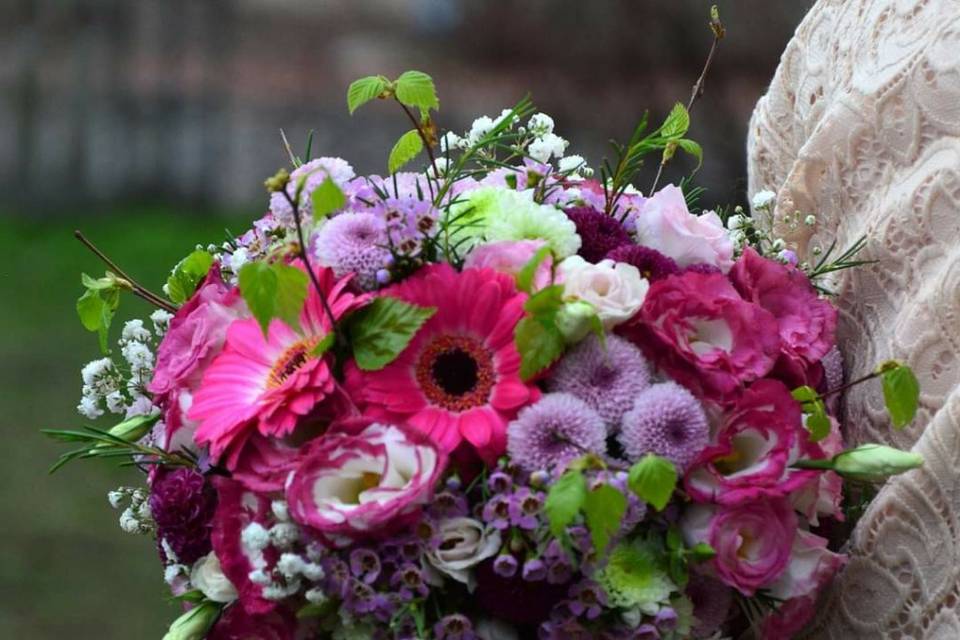 Romantico bouquet sposa