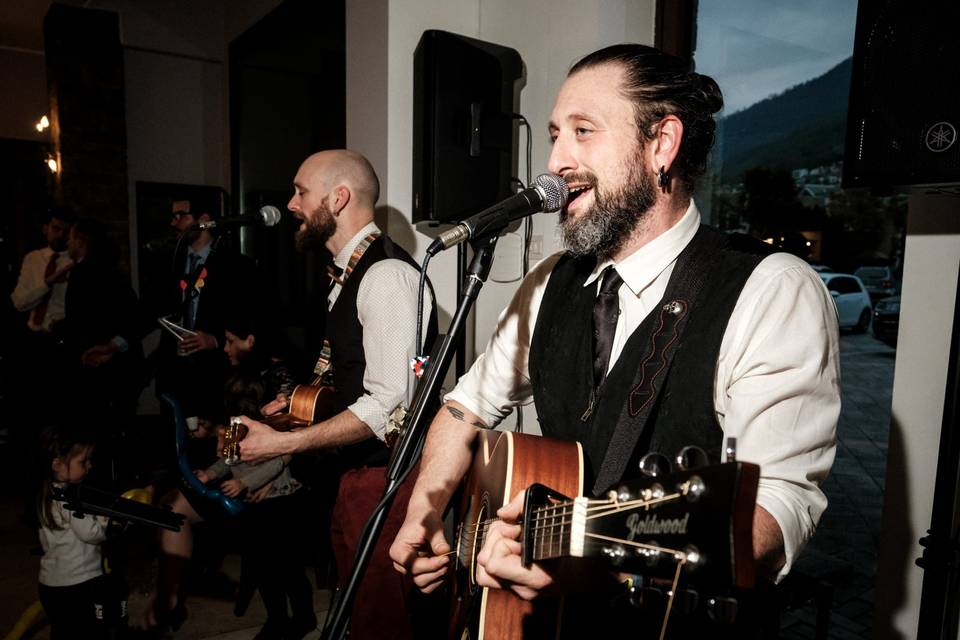 Blast in the Wedding: Tresivio