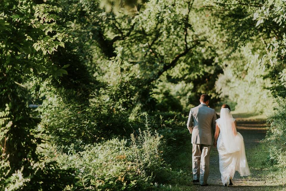 Wood wedding